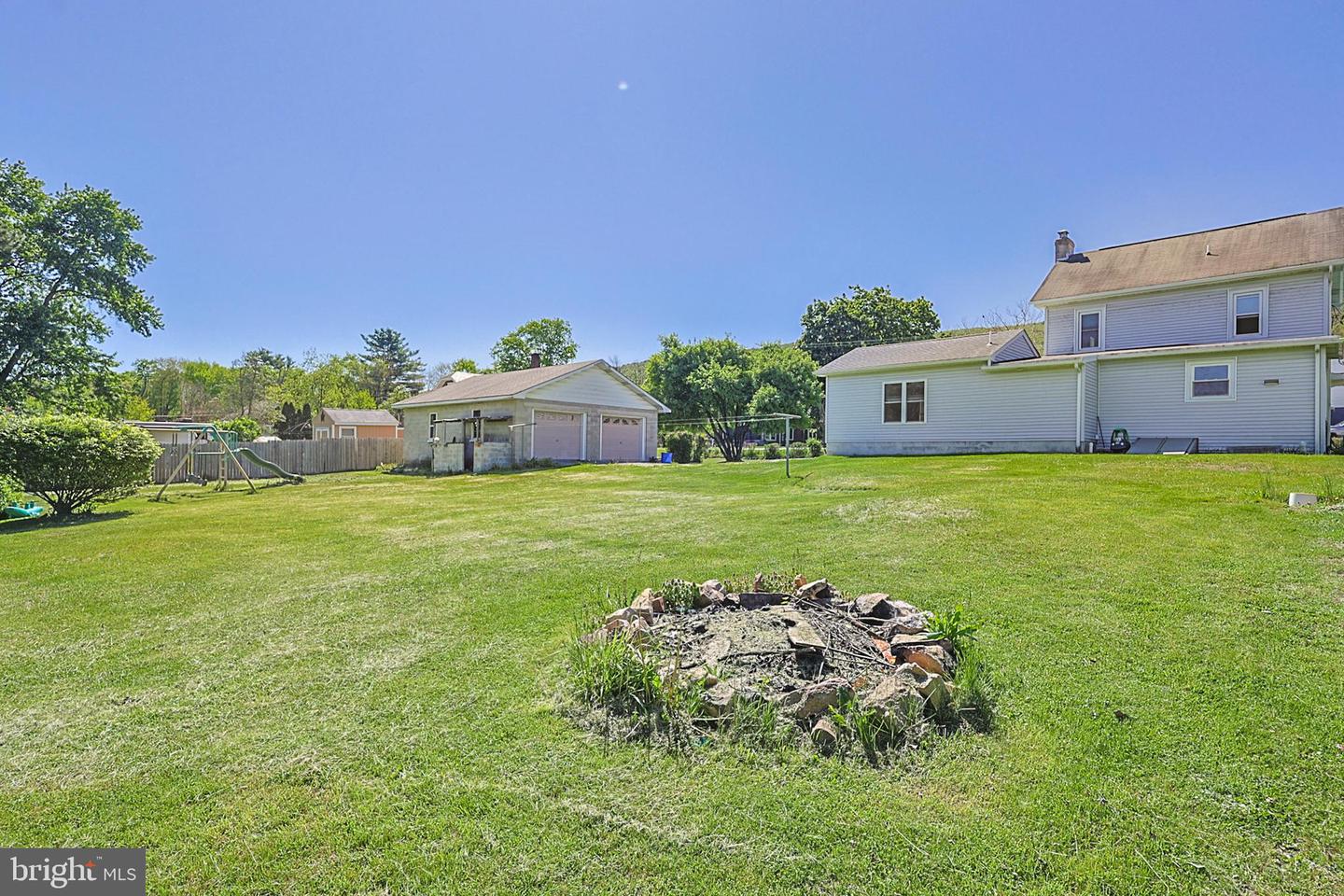 1131 E Lizard Creek Rd Property Photo 6