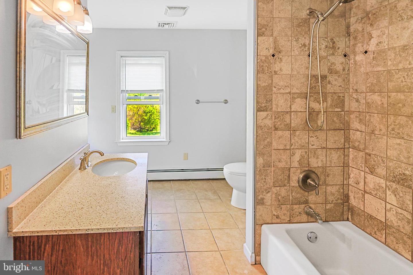 1131 E Lizard Creek Rd Property Photo 25