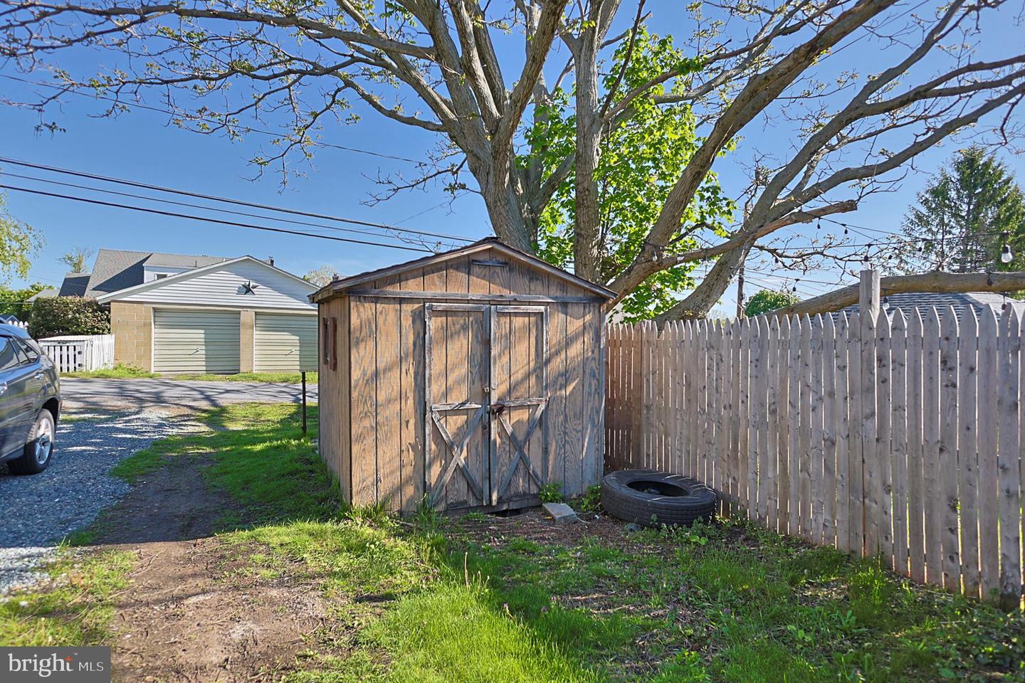 230 E Fell St Property Photo 17
