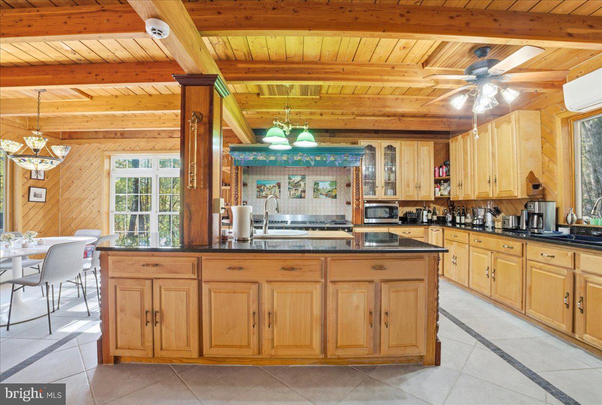 493 Lake Dr Property Photo 36