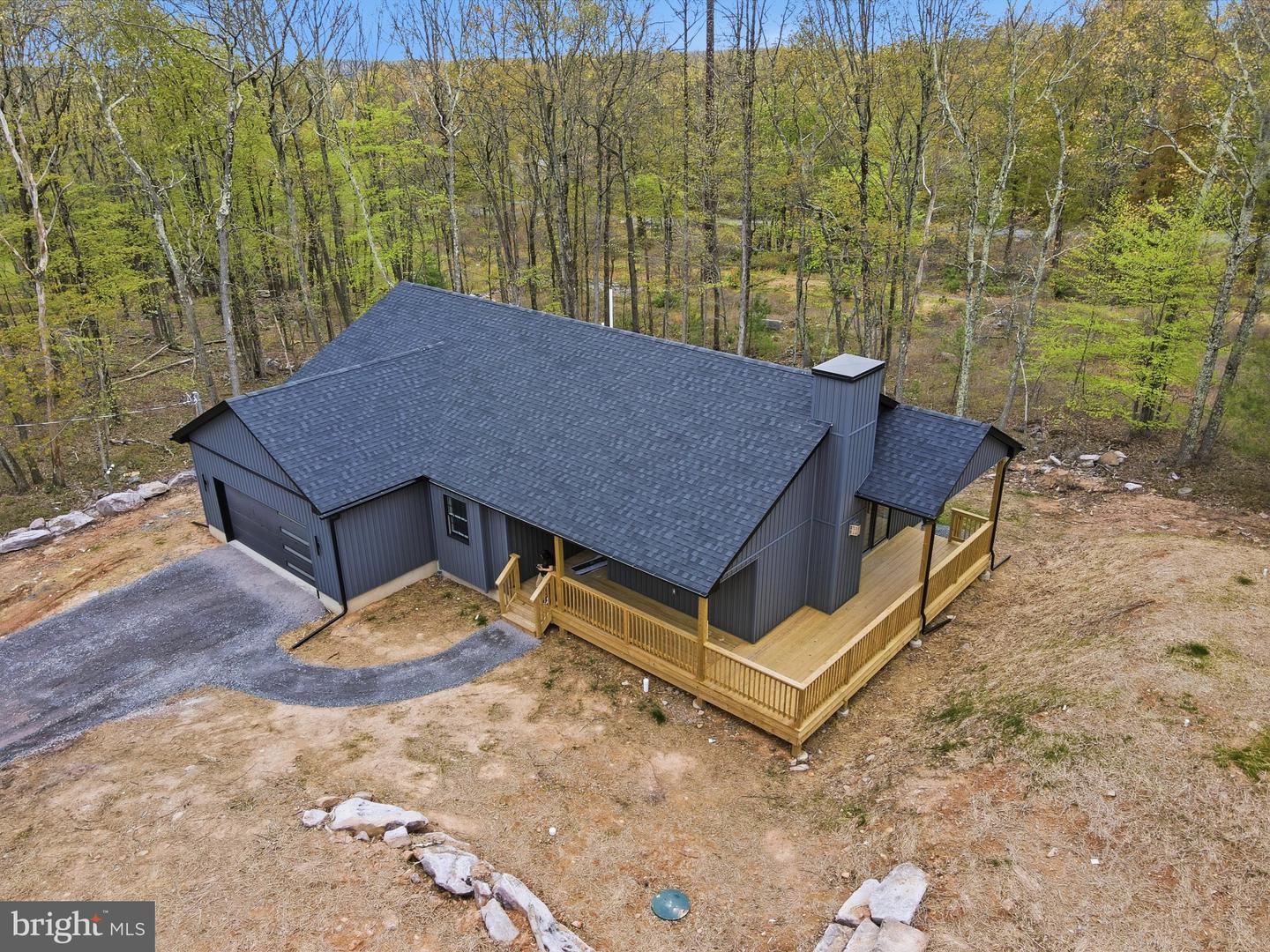 399 Stony Mountain Rd Property Photo 3