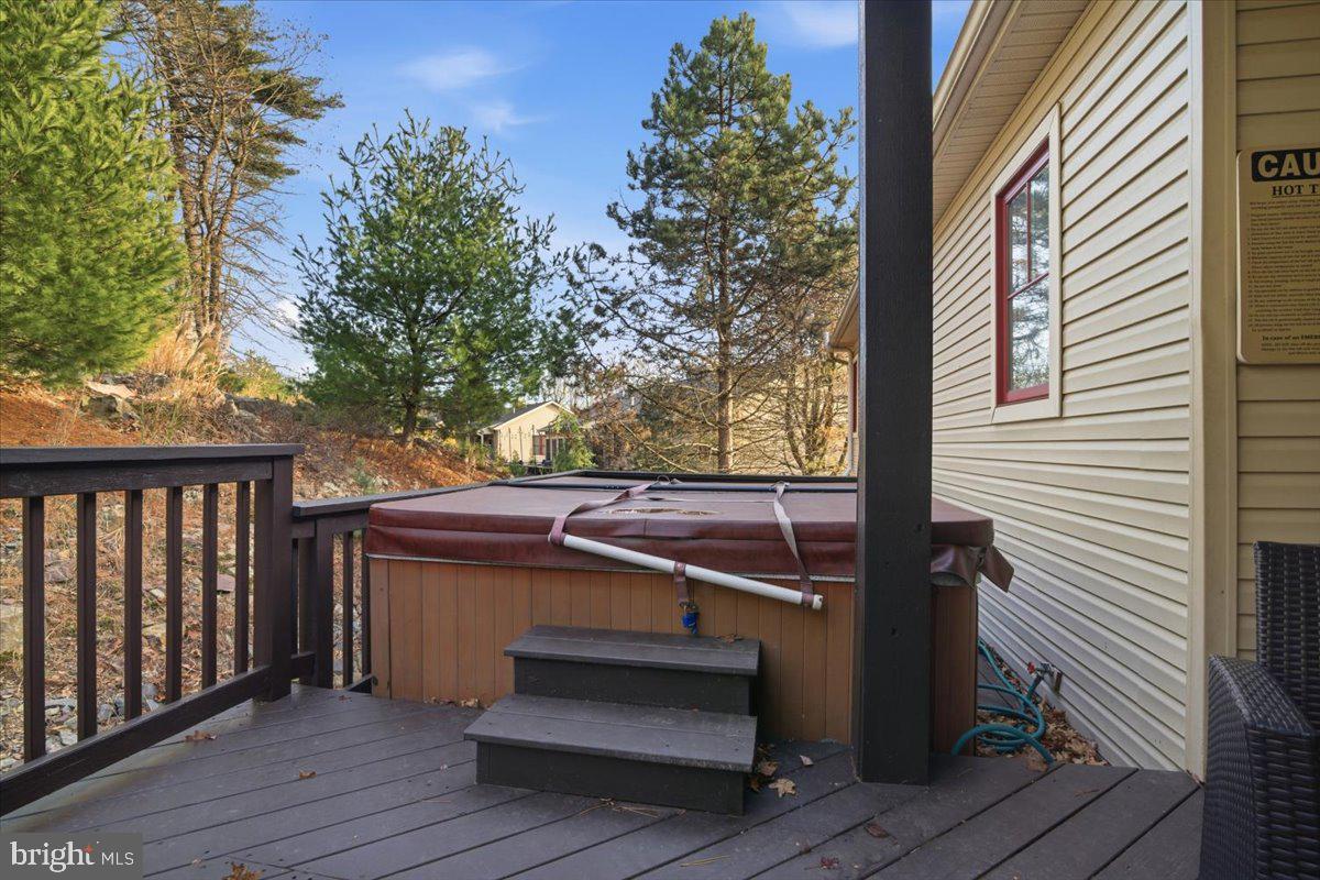 6 Fieldstone Ct Property Photo 31