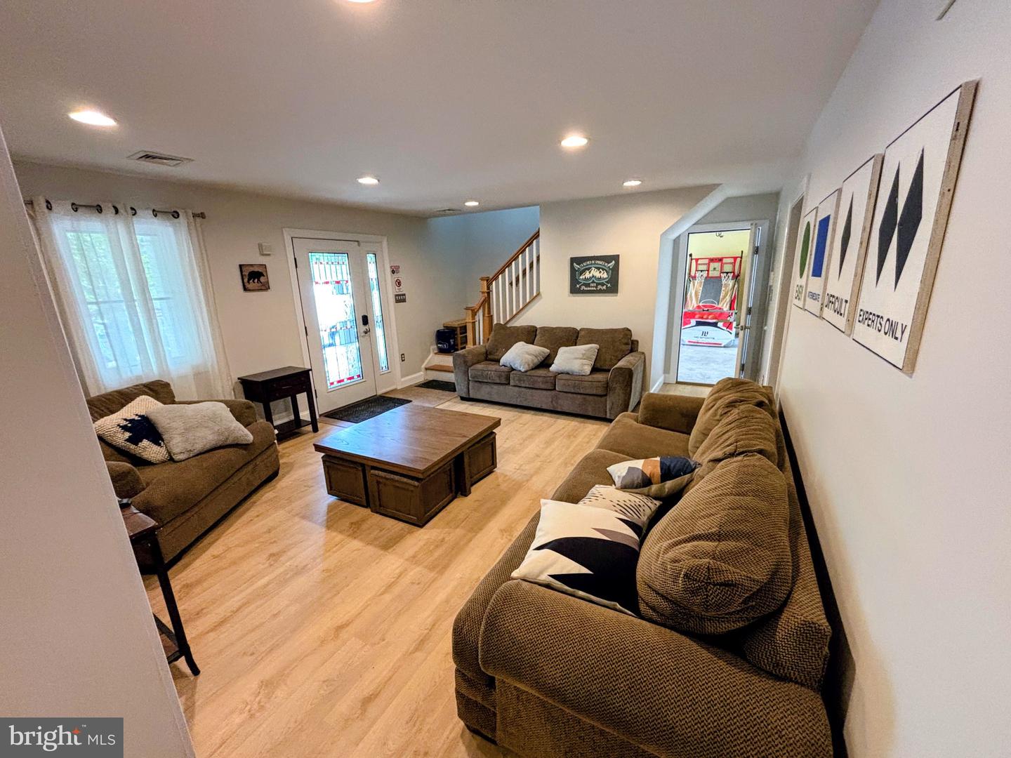6 Fieldstone Ct Property Photo 35