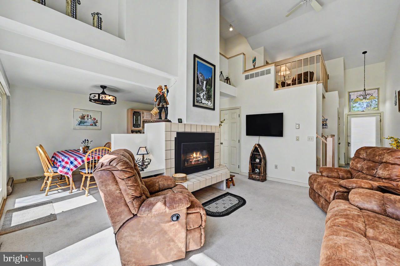 5 Beachwood Ct Property Photo 2