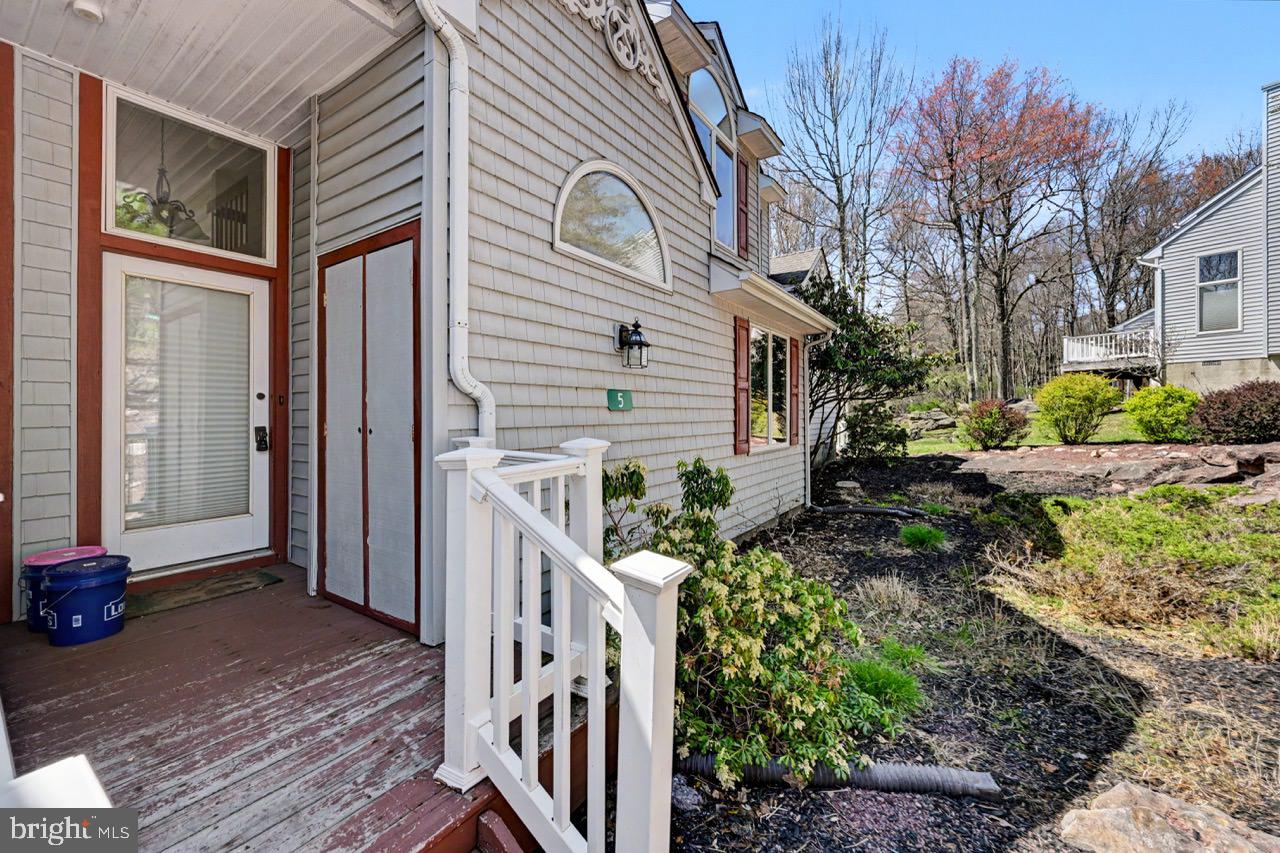 5 Beachwood Ct Property Photo 5