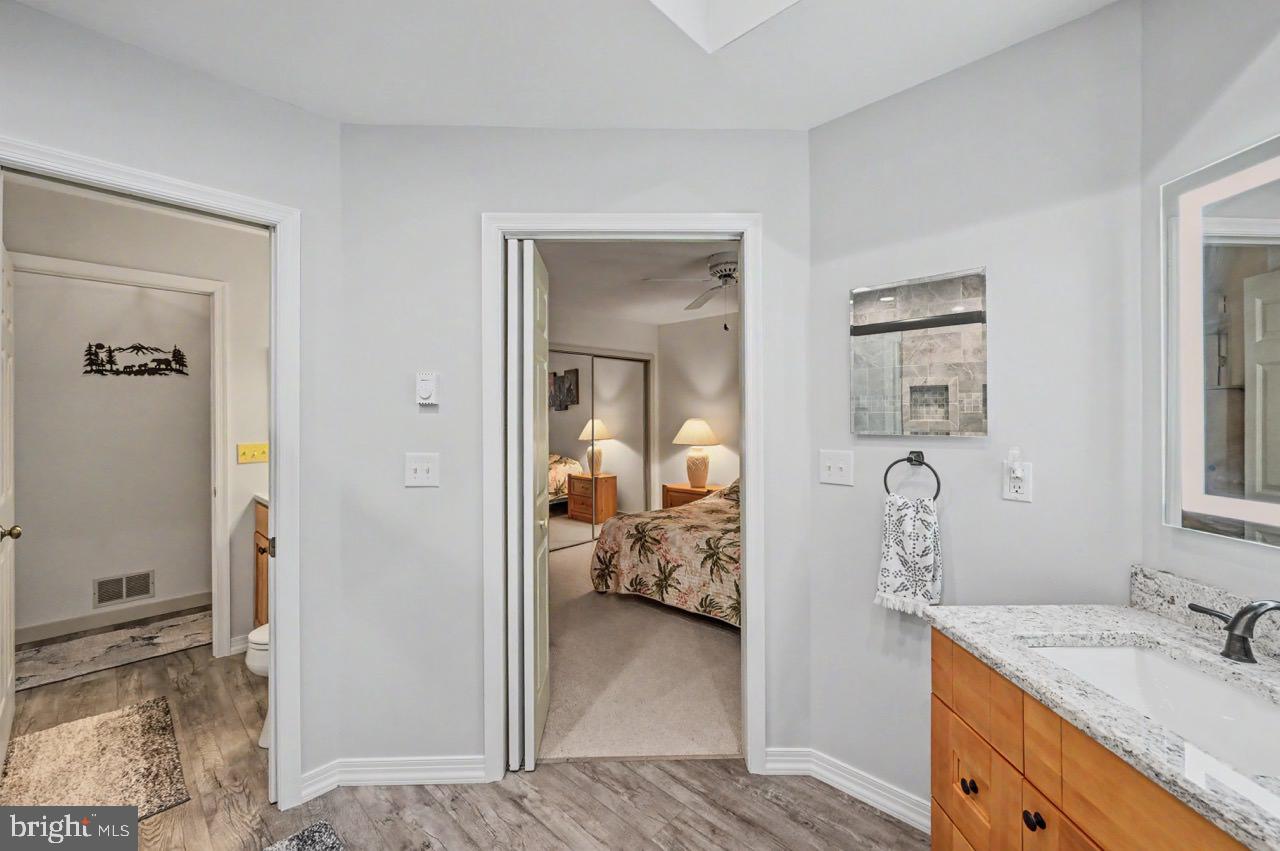 5 Beachwood Ct Property Photo 22