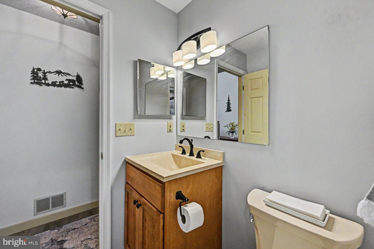 5 Beachwood Ct Property Photo 24