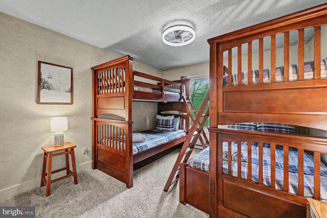 33 Elevator Property Photo 8