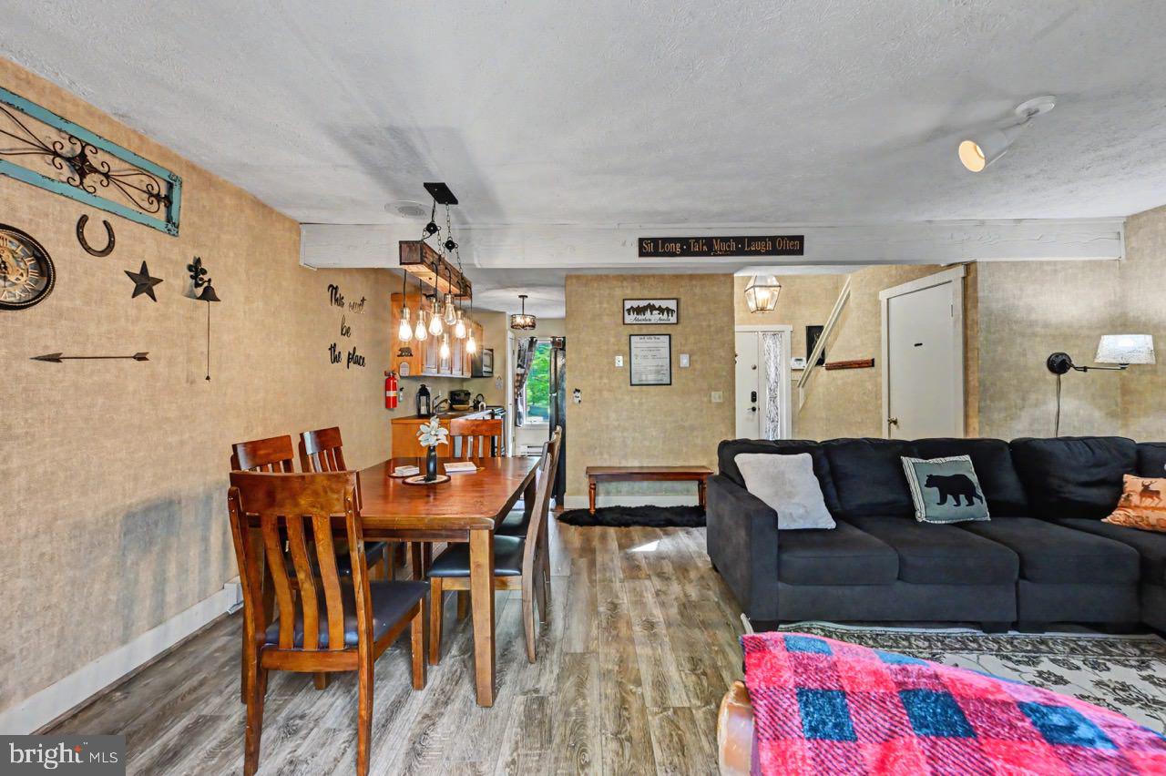 33 Elevator Property Photo 14