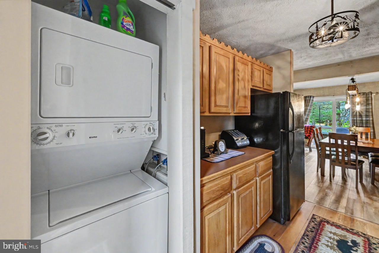 33 Elevator Property Photo 24