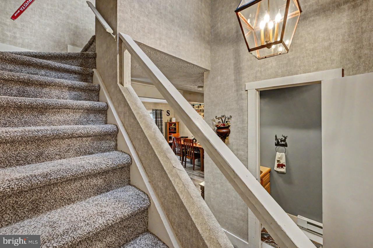 33 Elevator Property Photo 29