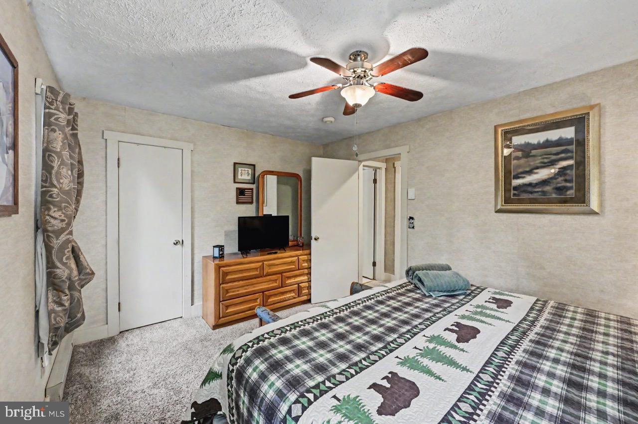 33 Elevator Property Photo 35