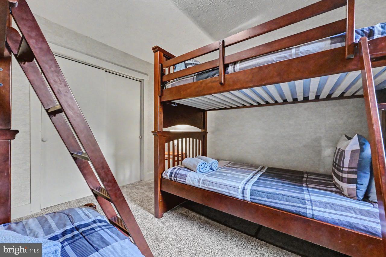 33 Elevator Property Photo 38