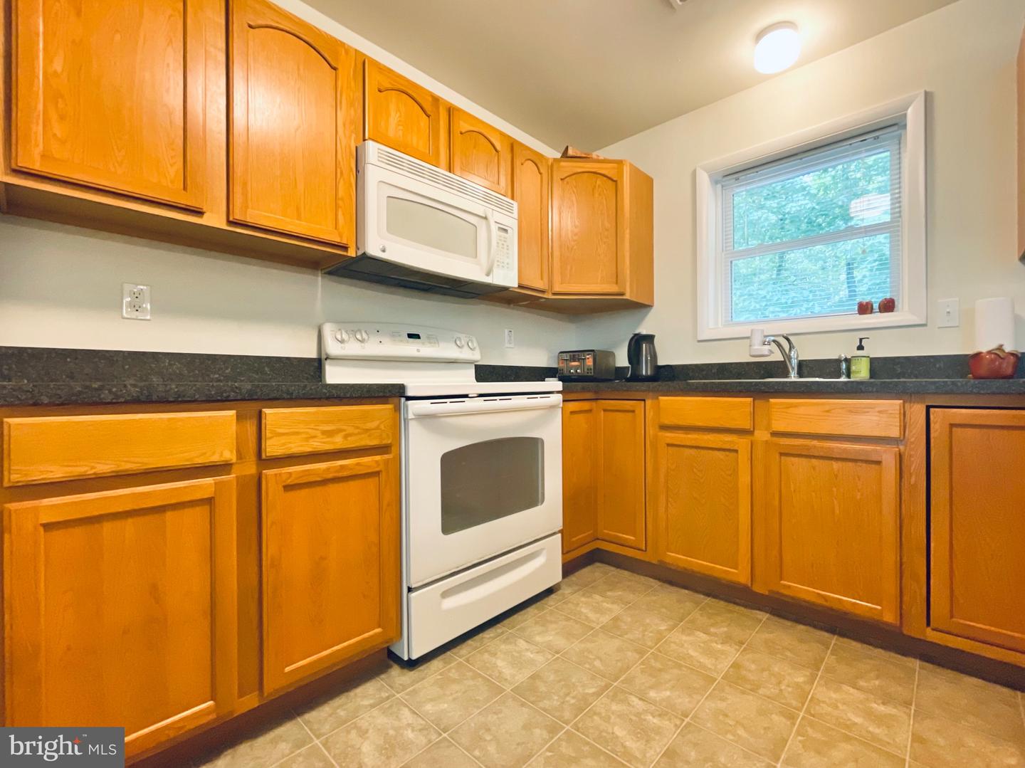 9 Sycamore Cir Property Photo 10