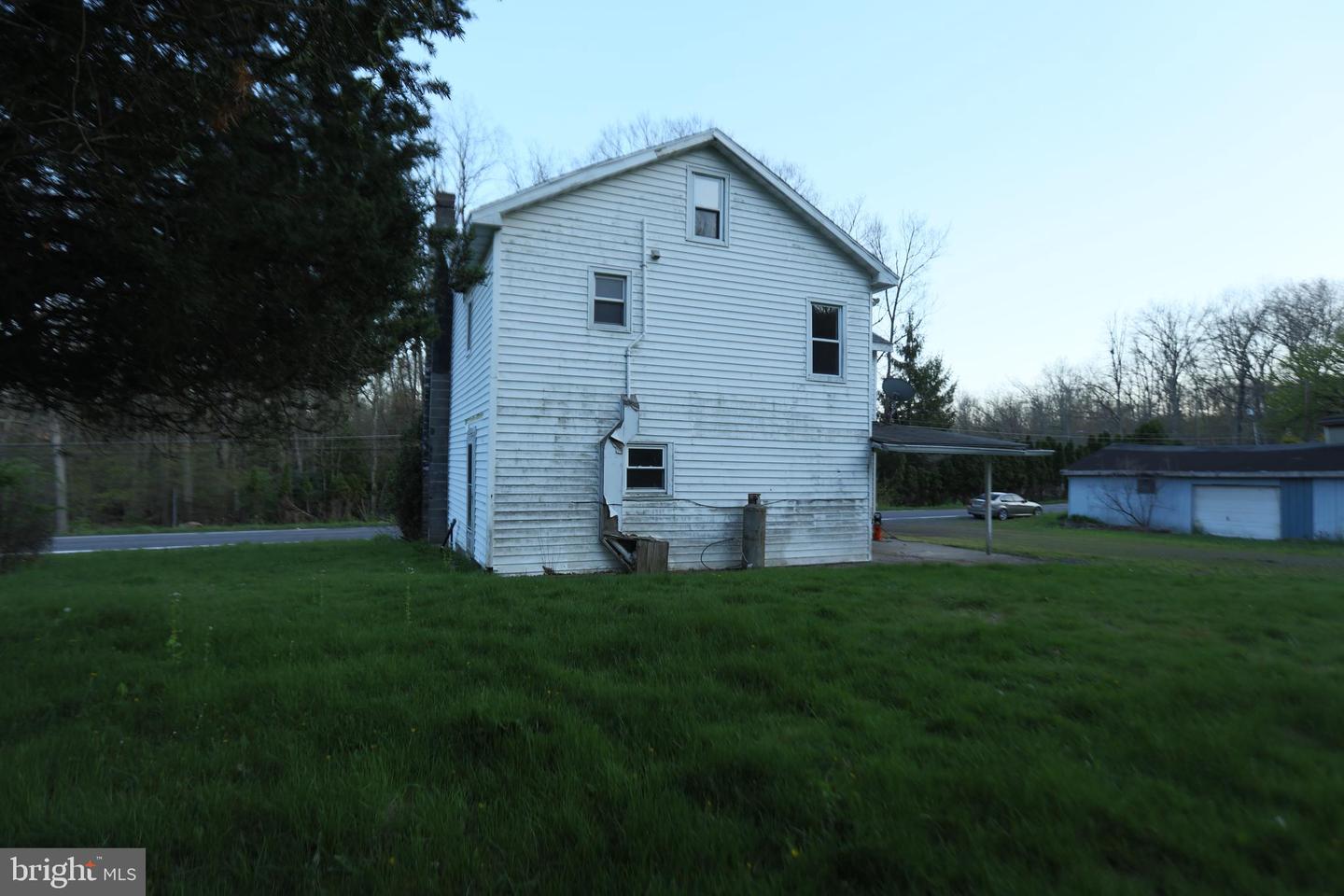 5444 Quakake Rd Property Photo 7