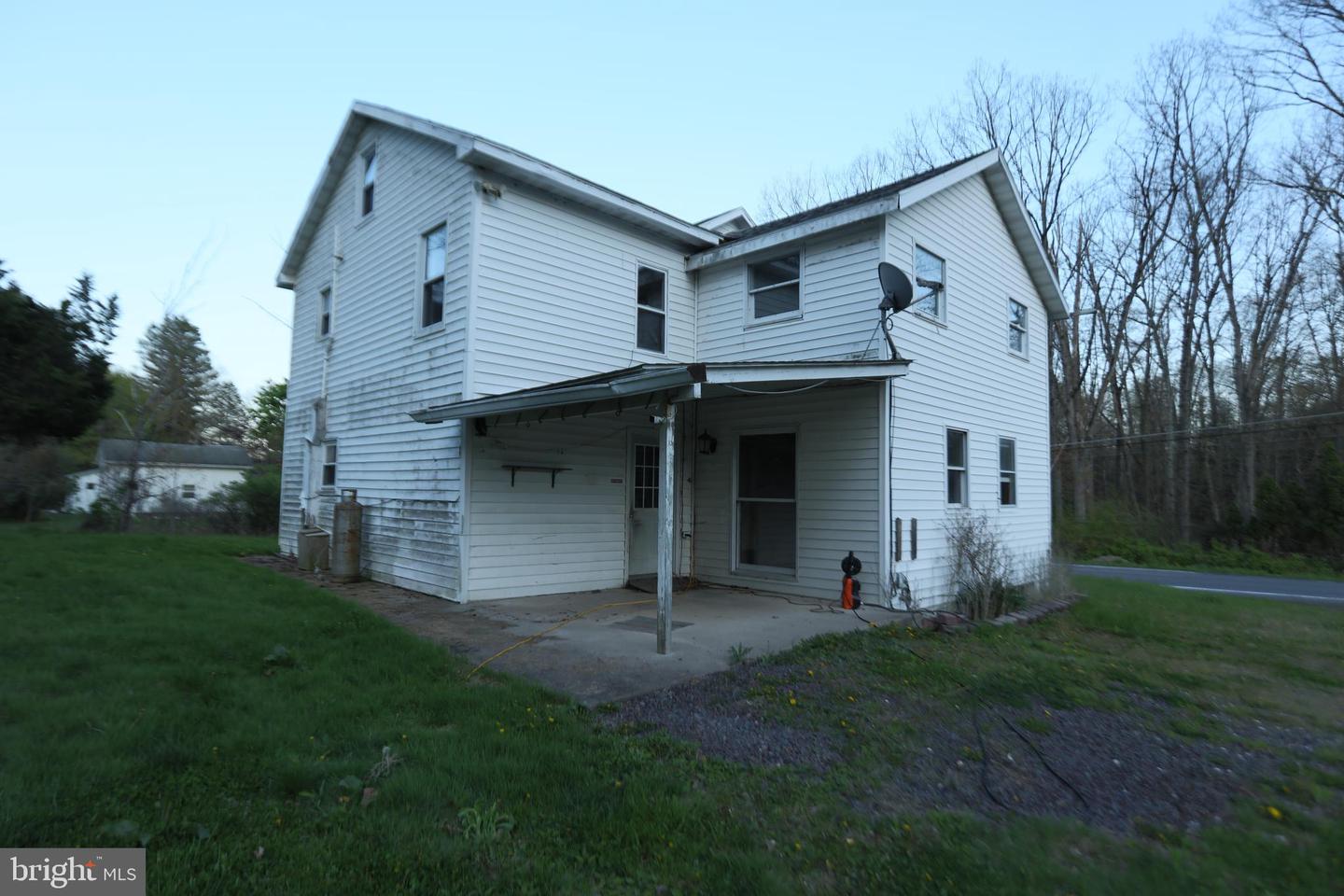 5444 Quakake Rd Property Photo 8