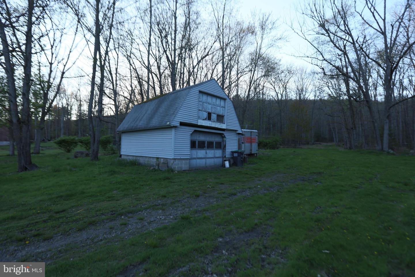 5444 Quakake Rd Property Photo 9