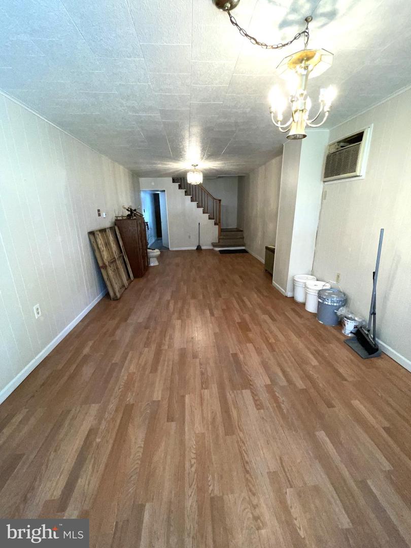 339 W Patterson St Property Photo 10