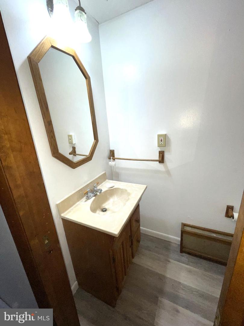 339 W Patterson St Property Photo 16