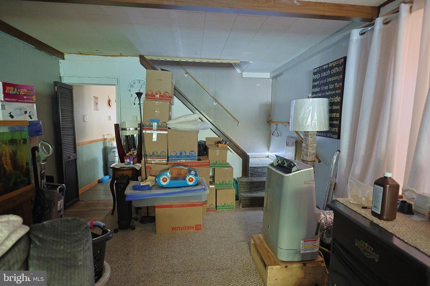 362 W Ridge Rd Property Photo 3