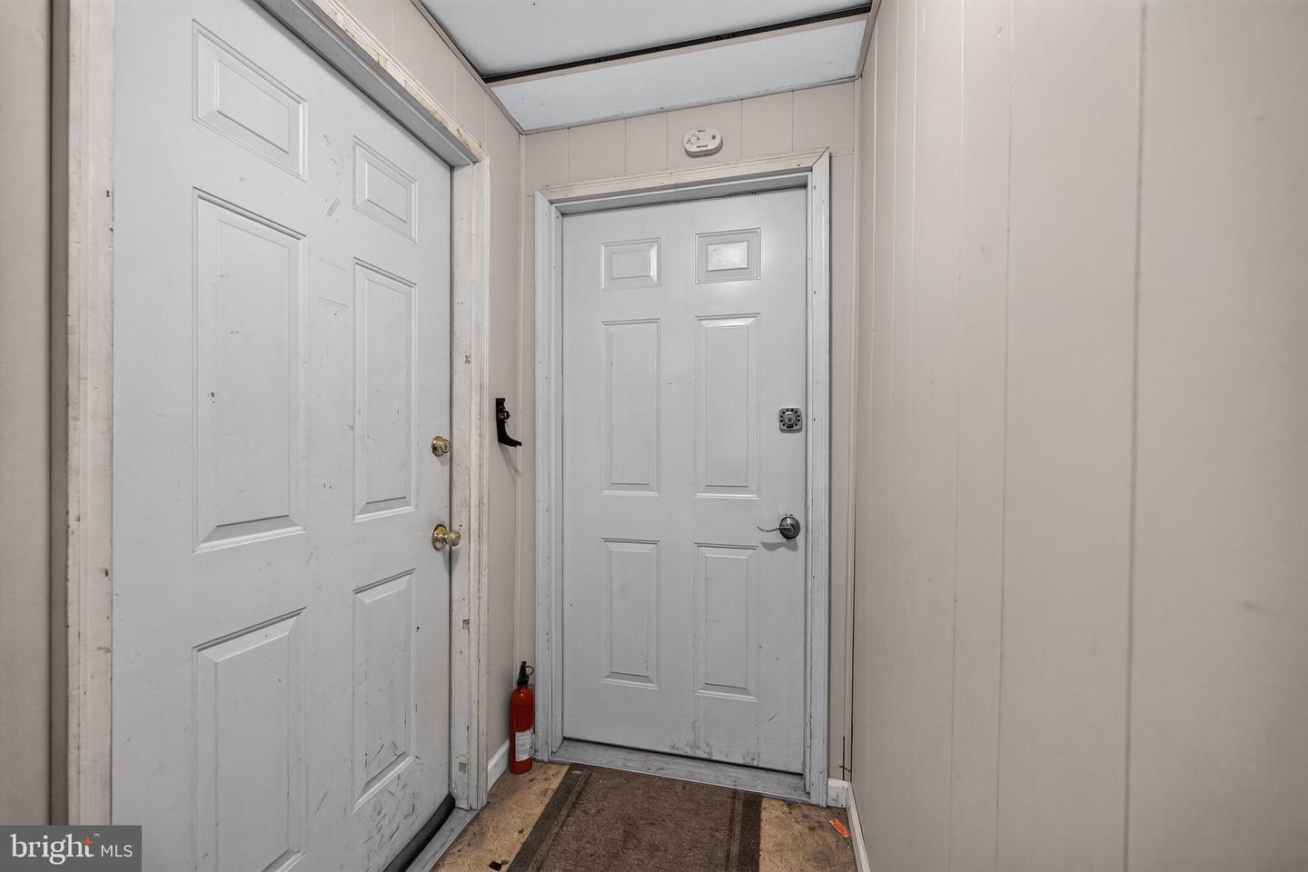 274-276 S First St Property Photo 33
