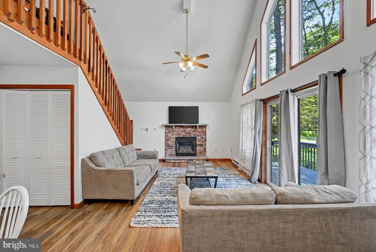 57 Swamp Hollow Ln Property Photo 8