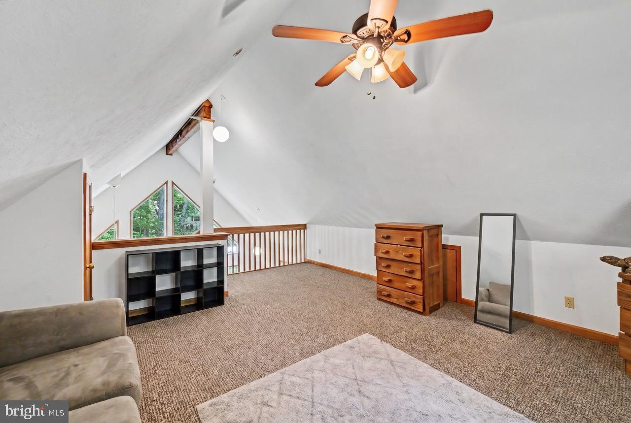 57 Swamp Hollow Ln Property Photo 20