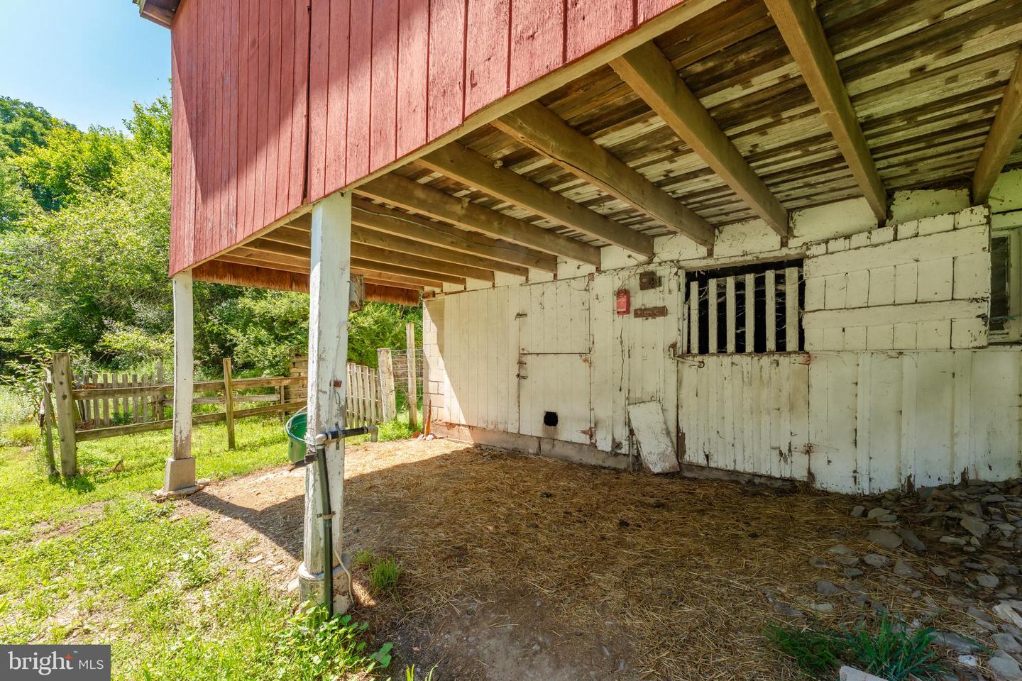 210 Snyders Rd Property Photo 46