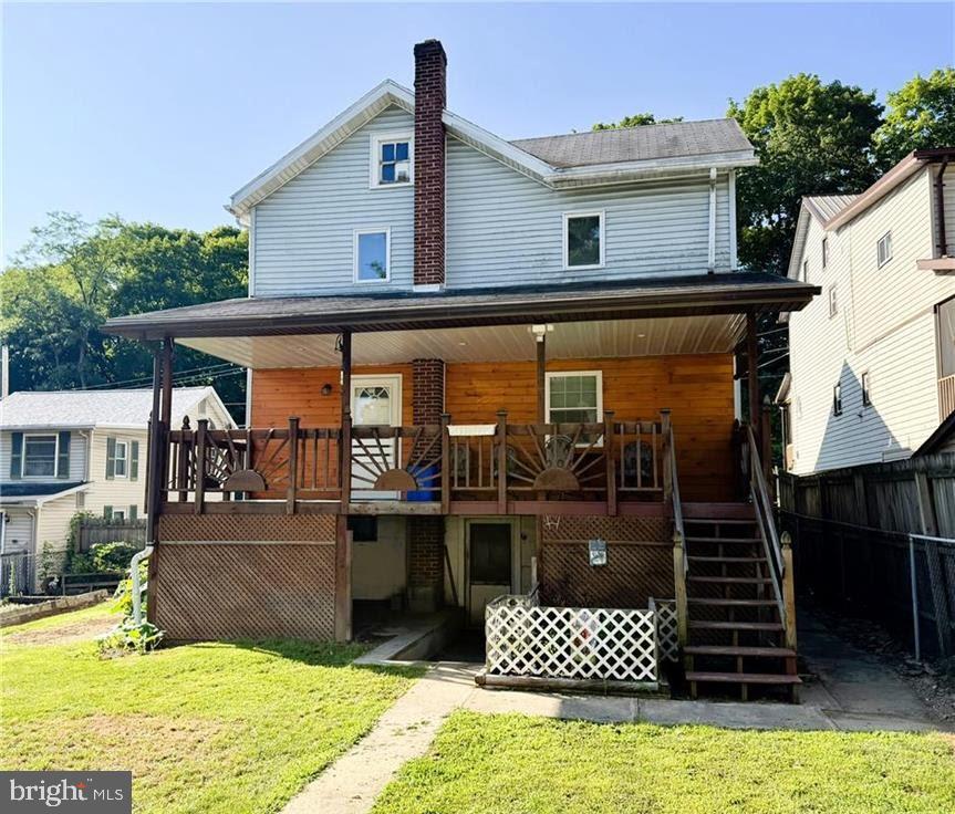 130 Bridge Property Photo 5