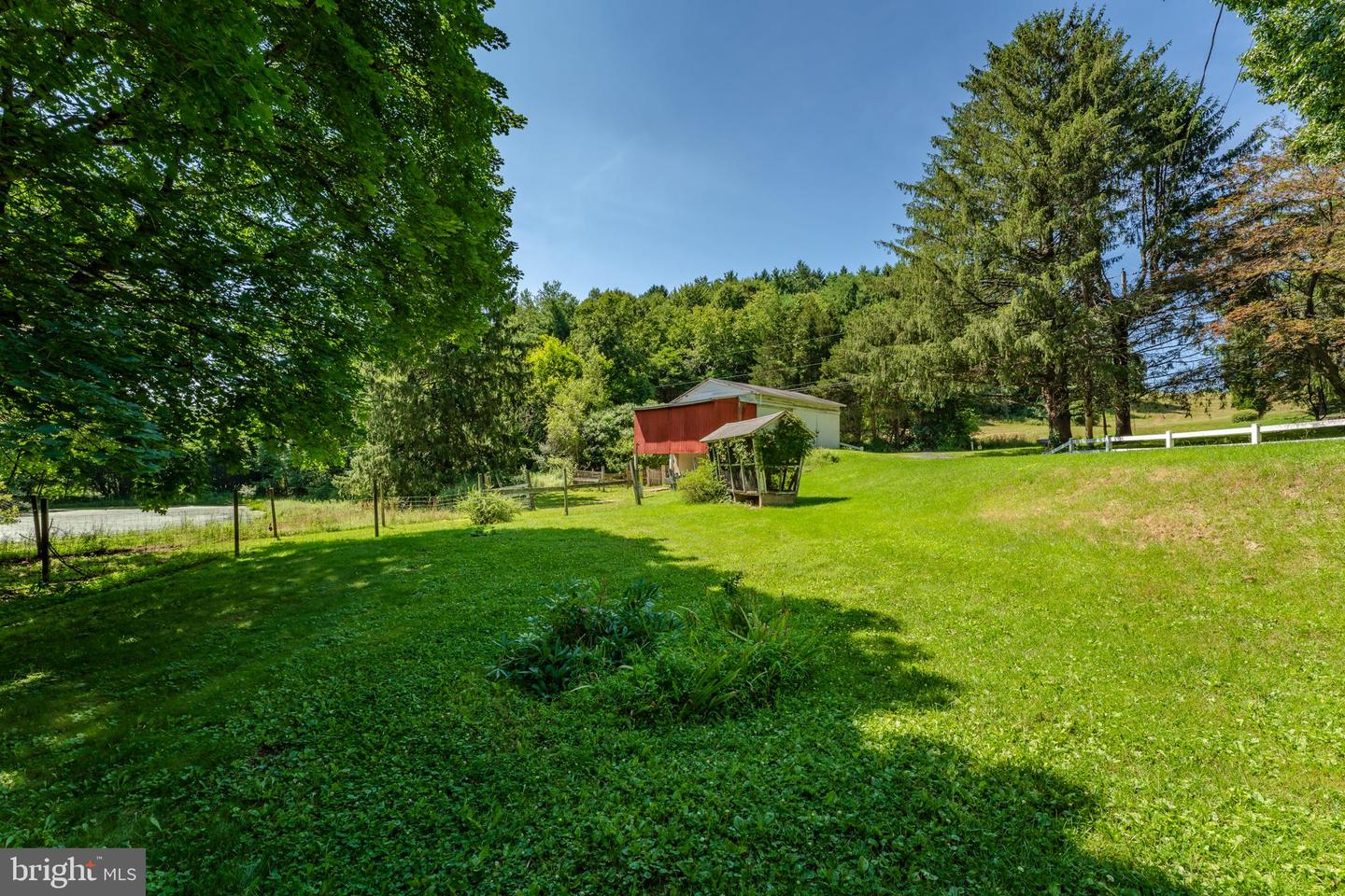210 Snyders Rd Property Photo 49