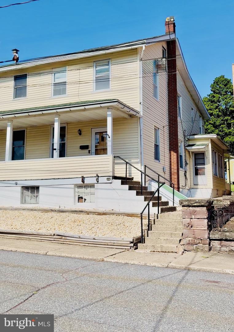 39 SPRING ST