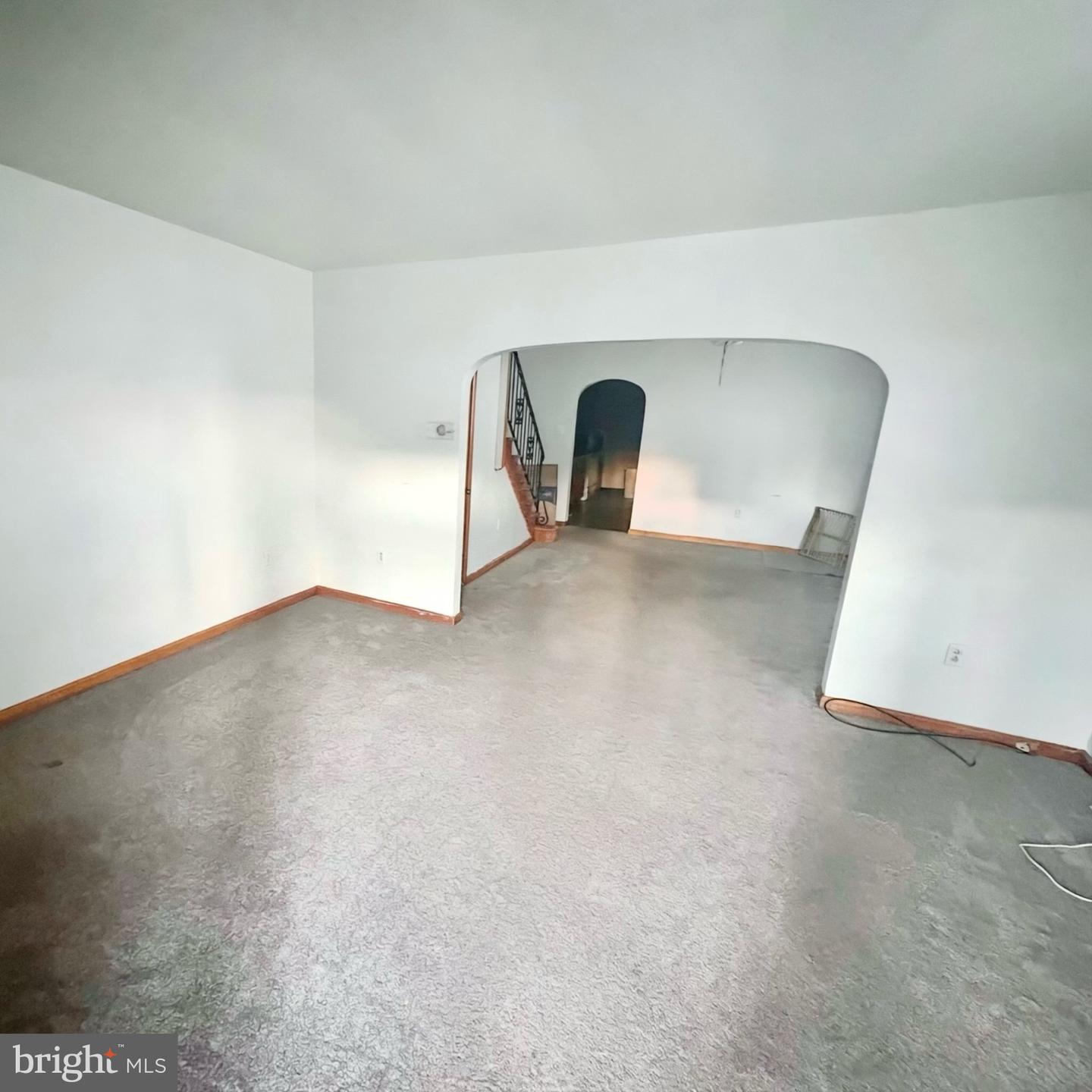 39 Spring St Property Photo 8