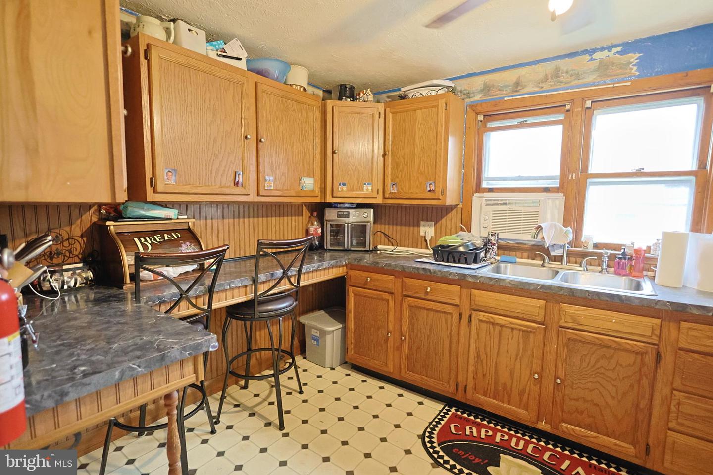 3 Units - Multiple Addresses Property Photo 8