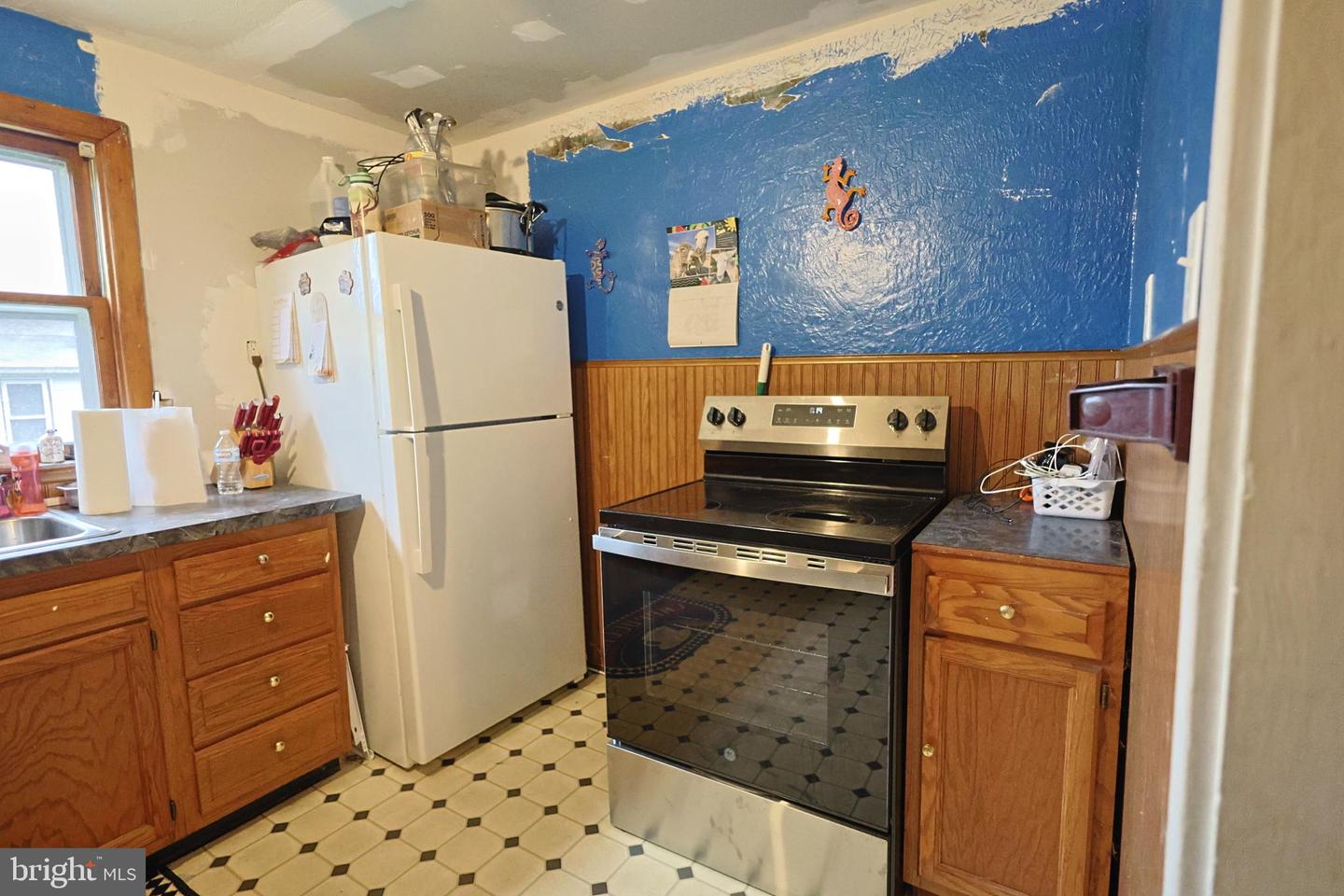 3 Units - Multiple Addresses Property Photo 9