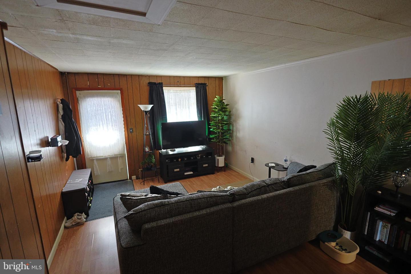 3 Units - Multiple Addresses Property Photo 18