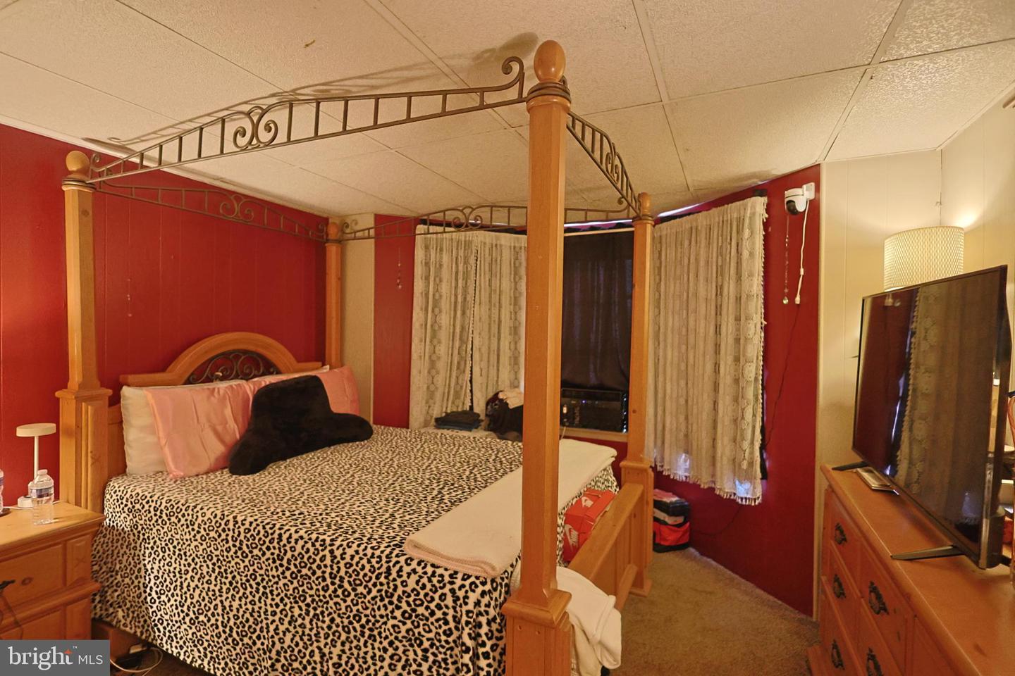 3 Units - Multiple Addresses Property Photo 23