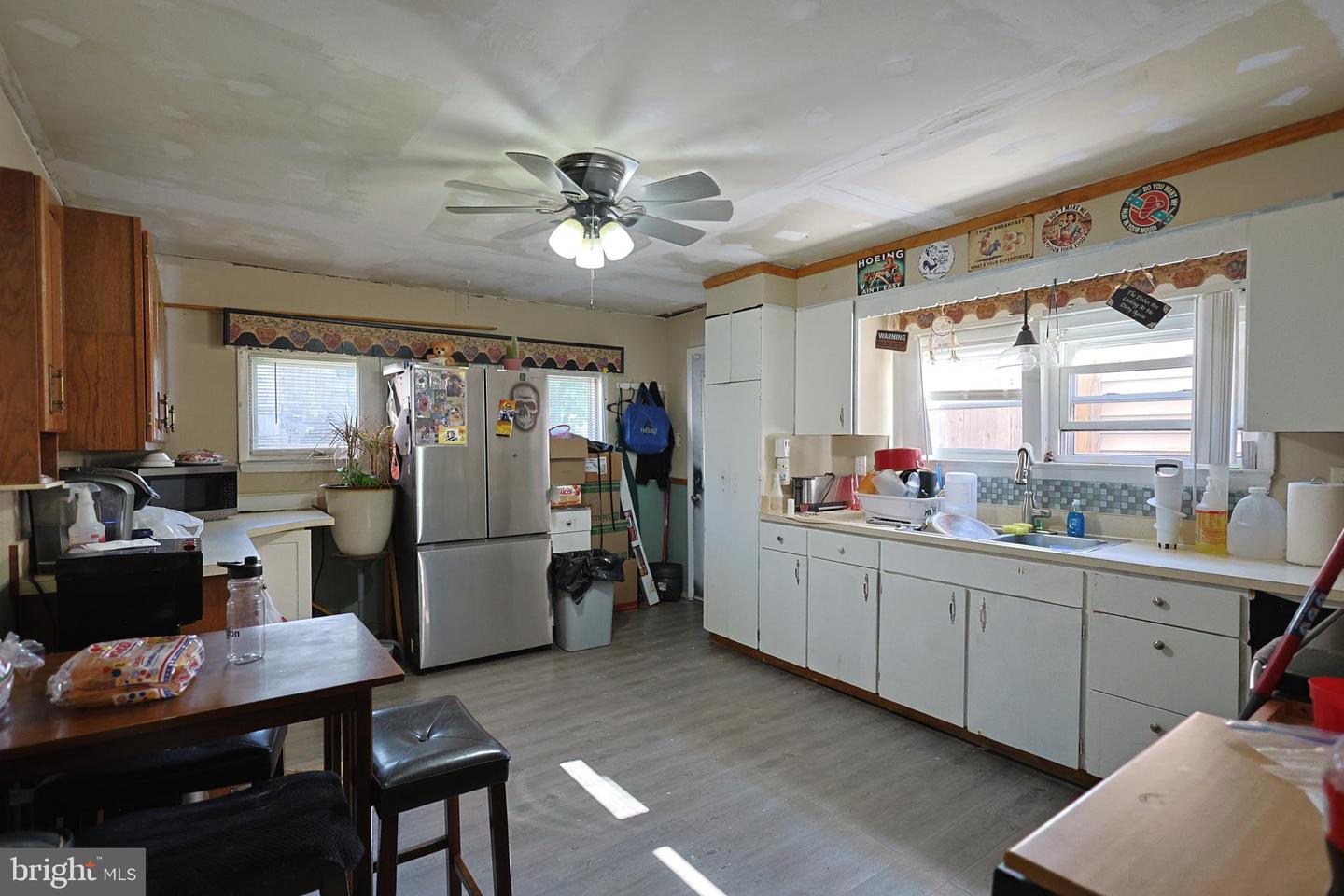 3 Units - Multiple Addresses Property Photo 31