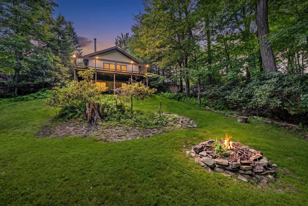 27 W Fern Property Photo 2