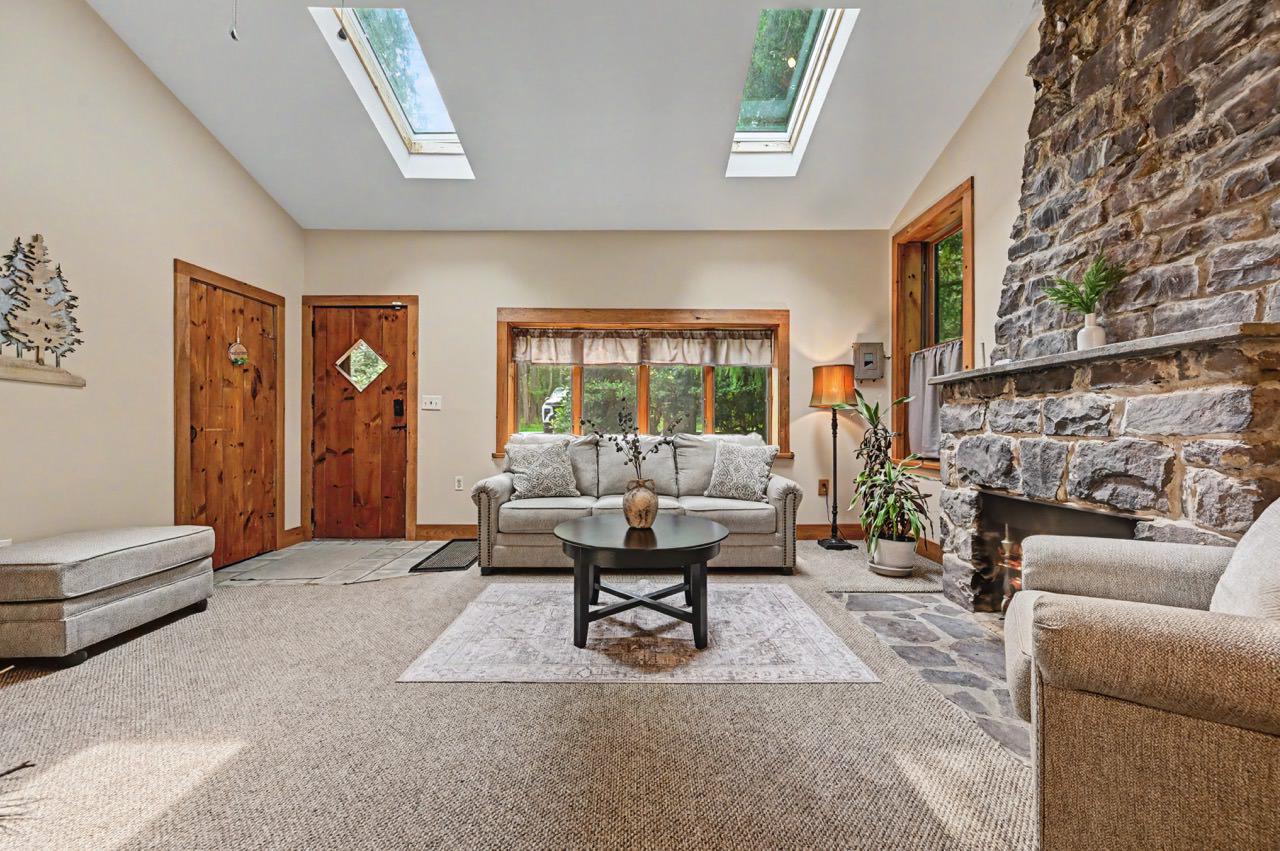 27 W Fern Property Photo 10