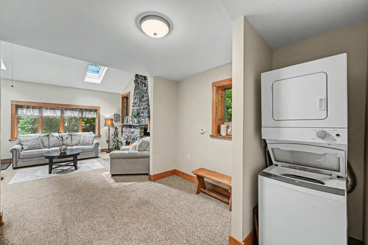 27 W Fern Property Photo 15