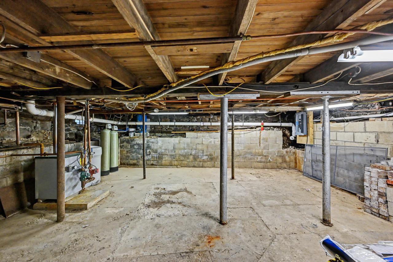 27 W Fern Property Photo 50