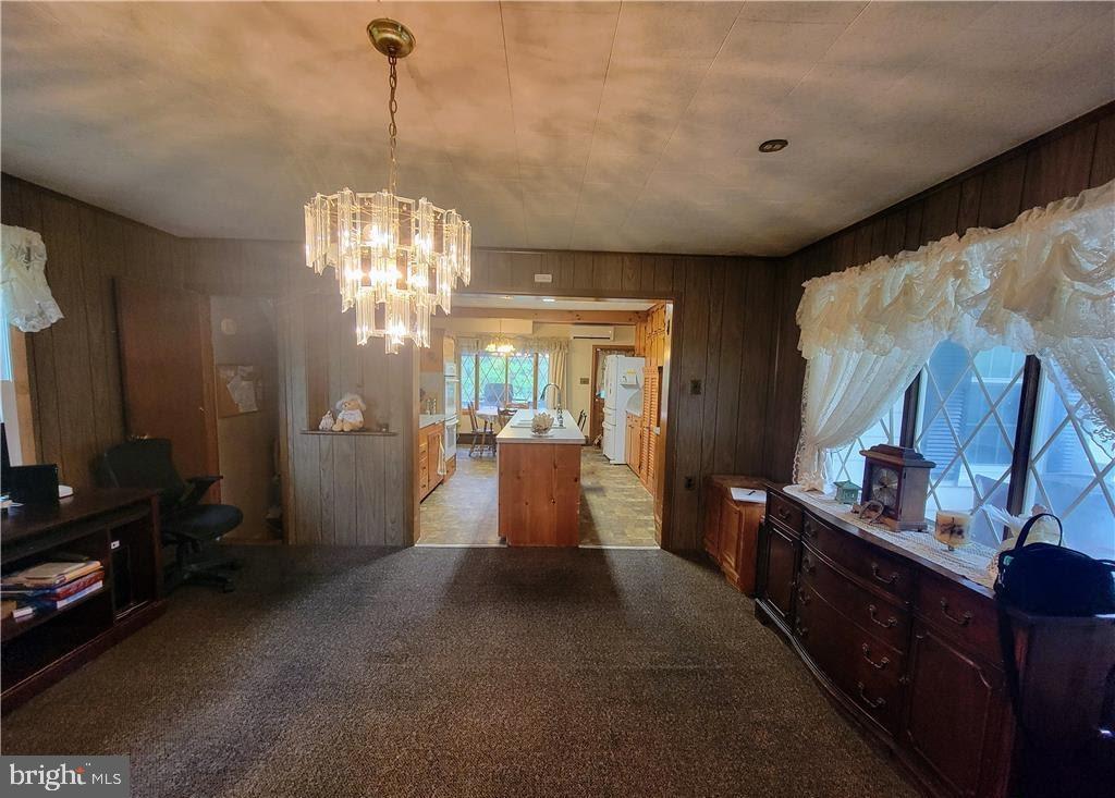 1073 Mahoning Mountain Rd Property Photo 8