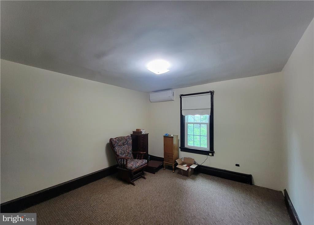 1073 Mahoning Mountain Rd Property Photo 12
