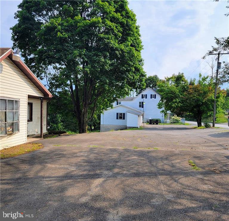 1073 Mahoning Mountain Rd Property Photo 29