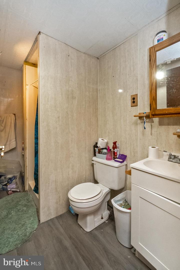 377-379 W Ridge St Property Photo 12