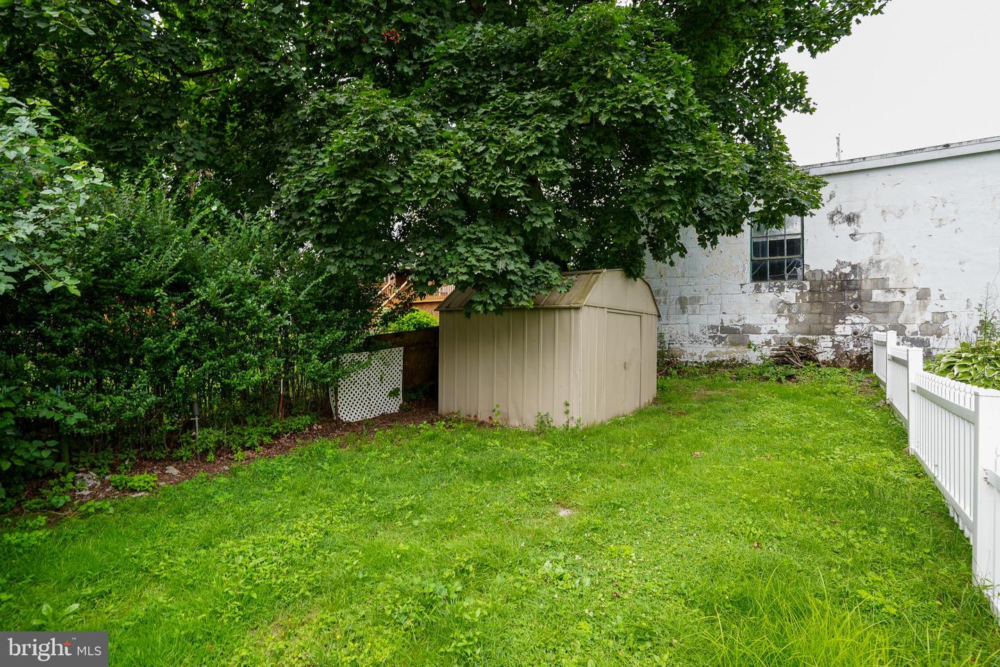 367 East Aly N Property Photo 6