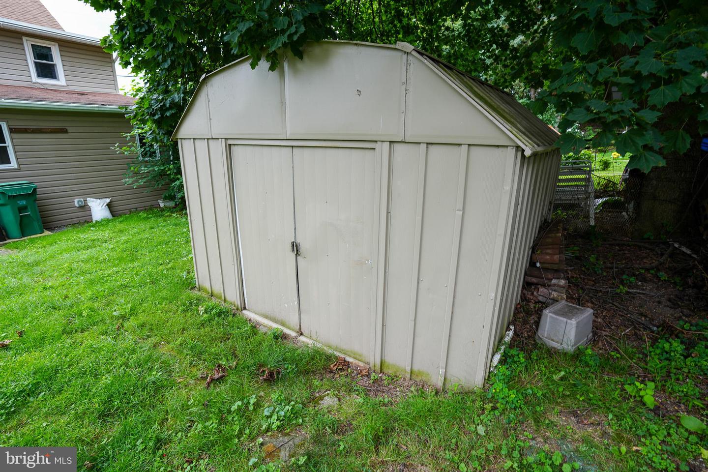 367 East Aly N Property Photo 7