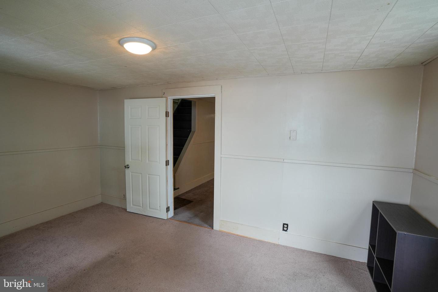 367 East Aly N Property Photo 8
