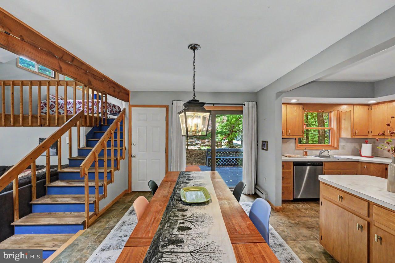 44 Chestnut St Property Photo 9