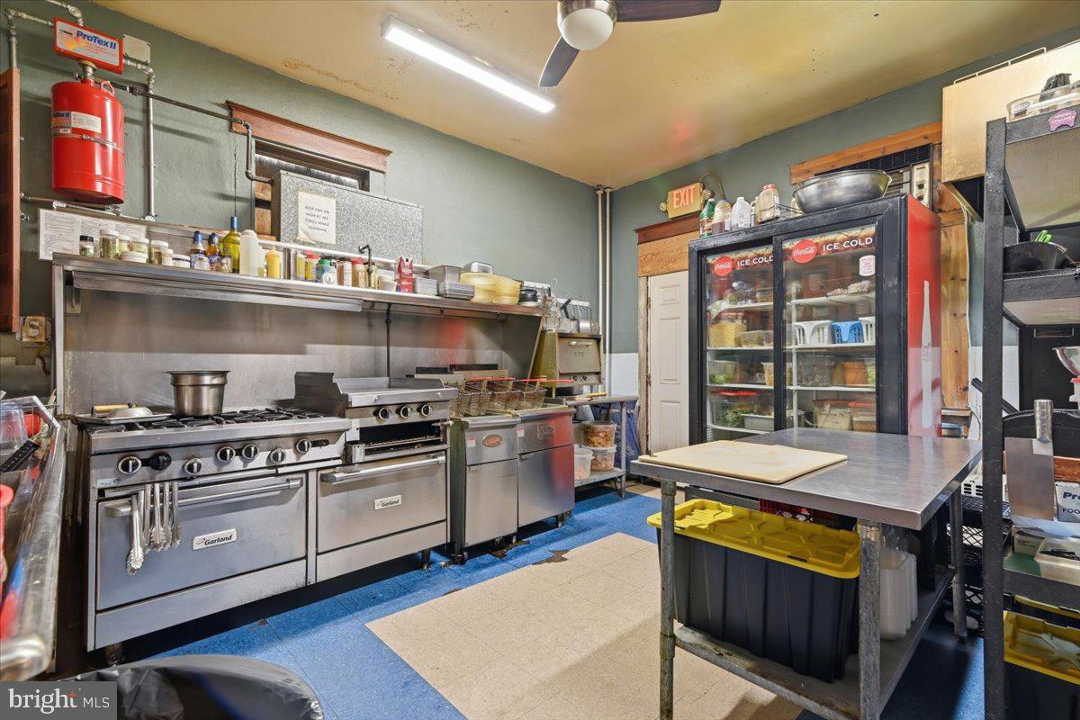 10 E Lehigh St Property Photo 19